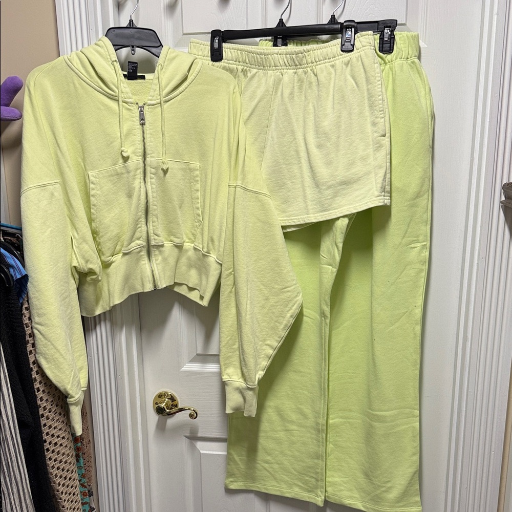 Forever 21 three piece sweat set
